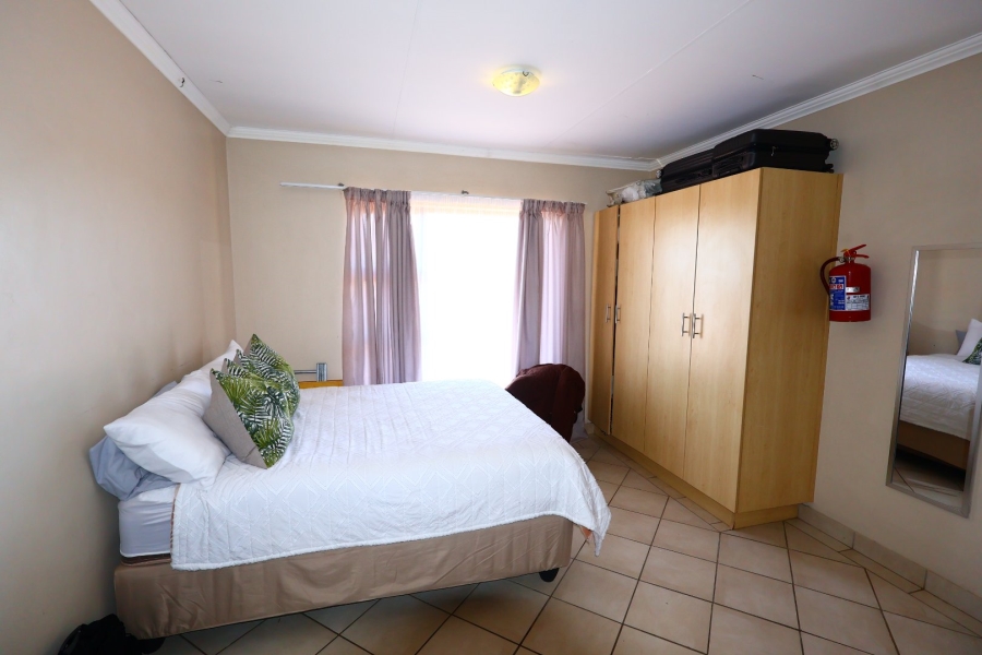 1 Bedroom Property for Sale in Vredenhof Sh Free State